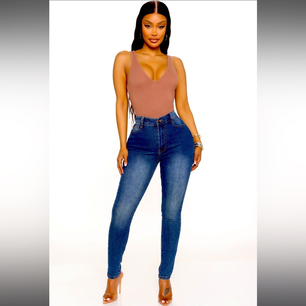 NWT Size 9 Fashion Nova Salem High Jeans